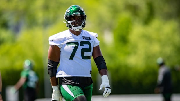 Jets lineman Cameron Clark OTAs